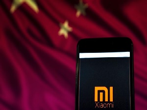 xiaomi-sirketi-yeni-cc9-smartfonunu-teqdim-edib